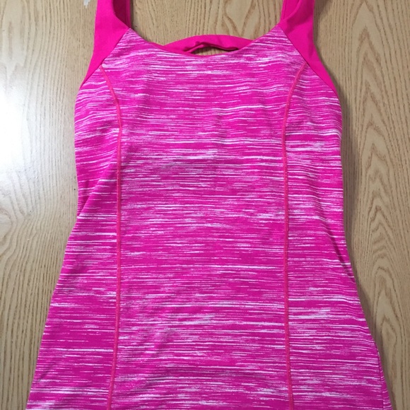B16 Made Sexy by Victoria’s Secret Pink White Athletic Tank Top w/bra Size Small - Picture 2 of 8